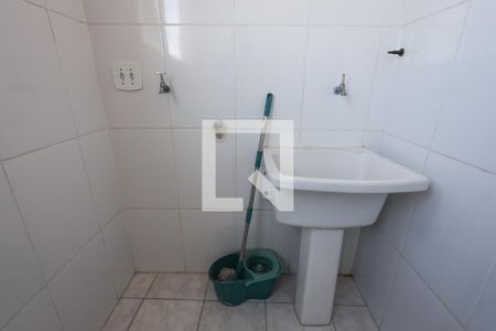 Casa para alugar com 100m², 2 quartos e sem vagaÁrea de serviço
