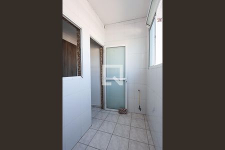 Casa para alugar com 100m², 2 quartos e sem vagaÁrea de serviço