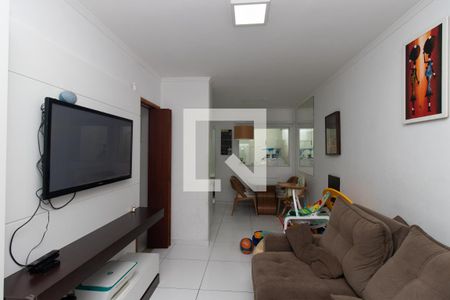 Sala de casa de condomínio para alugar com 2 quartos, 76m² em Vila Medeiros, São Paulo