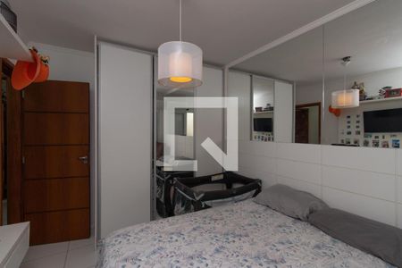 Casa de condomínio para alugar com 76m², 2 quartos e 1 vagaQuarto Suíte