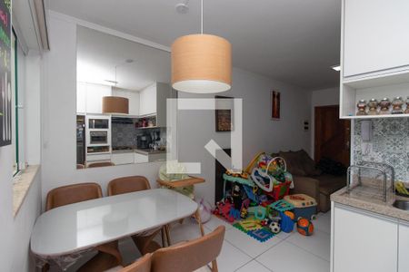 Cozinha de casa de condomínio para alugar com 2 quartos, 76m² em Vila Medeiros, São Paulo