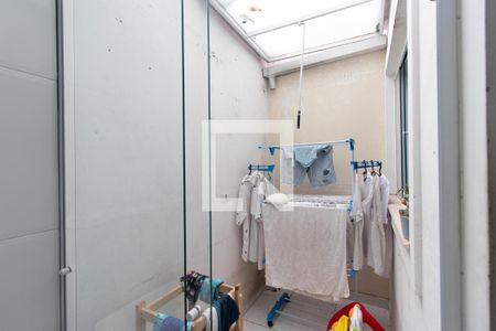 Casa de condomínio para alugar com 76m², 2 quartos e 1 vagaÁrea de Serviço