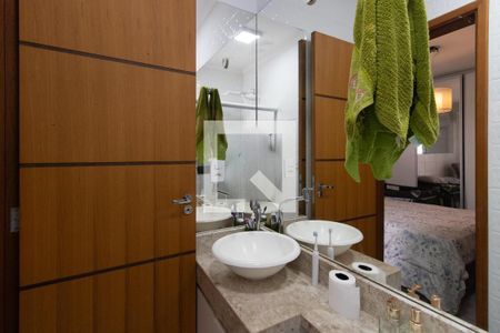 Casa de condomínio para alugar com 76m², 2 quartos e 1 vagaBanheiro da Suíte