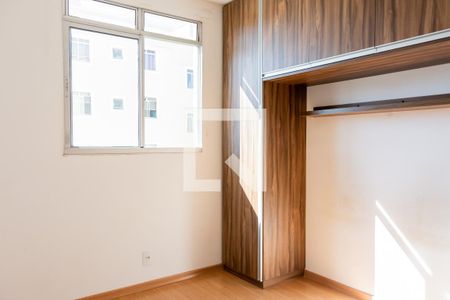 Quarto 1 de apartamento à venda com 2 quartos, 43m² em Chácara Cotia, Contagem