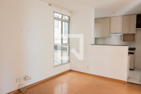 Sala de apartamento à venda com 2 quartos, 43m² em Chácara Cotia, Contagem