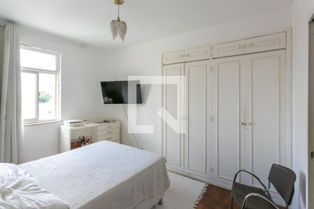 Apartamento à venda com 150m², 4 quartos e 2 vagas Apartamento à venda com 150m², 4 quartos e 2 vagasQuarto 4 - Suíte