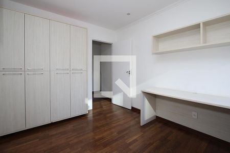 Apartamento para alugar com 130m², 3 quartos e 1 vaga Apartamento para alugar com 130m², 3 quartos e 1 vagaQuarto 2