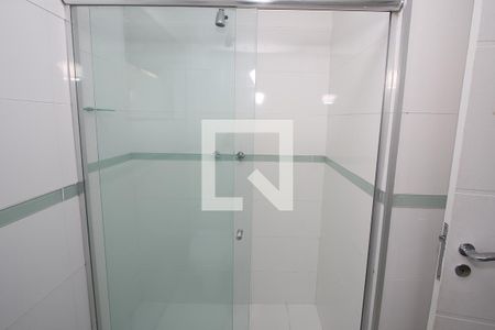 Apartamento para alugar com 130m², 3 quartos e 1 vaga Apartamento para alugar com 130m², 3 quartos e 1 vagaBanheiro Corredor