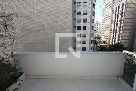 Apartamento para alugar com 130m², 3 quartos e 1 vaga Apartamento para alugar com 130m², 3 quartos e 1 vagaVaranda da Sala