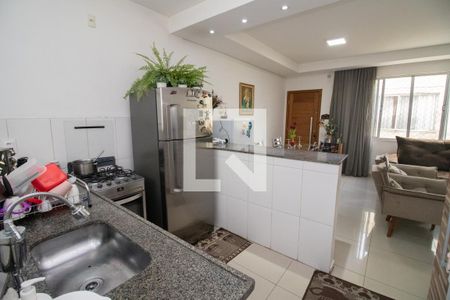 Apartamento à venda com 86m², 3 quartos e 1 vaga Apartamento à venda com 86m², 3 quartos e 1 vagaCozinha