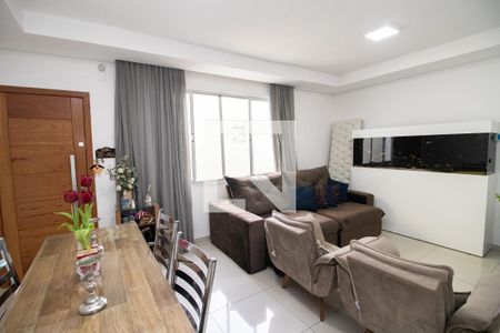 Sala de apartamento à venda com 3 quartos, 86m² em Parque das Industrias, Betim