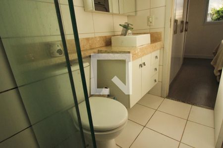 Apartamento à venda com 71m², 3 quartos e 1 vaga Apartamento à venda com 71m², 3 quartos e 1 vagaBanheiro da Suíte
