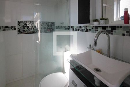 Casa para alugar com 53m², 2 quartos e 1 vaga Casa para alugar com 53m², 2 quartos e 1 vagaBanheiro