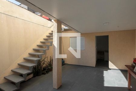 Casa para alugar com 53m², 2 quartos e 1 vaga Casa para alugar com 53m², 2 quartos e 1 vagaQuintal