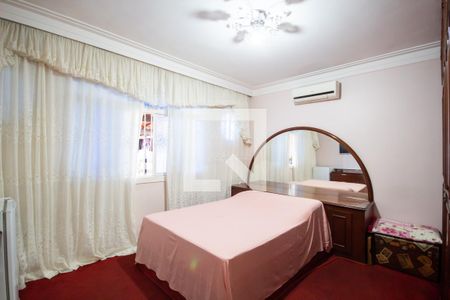 Suíte de casa à venda com 3 quartos, 206m² em Padroeira, Osasco