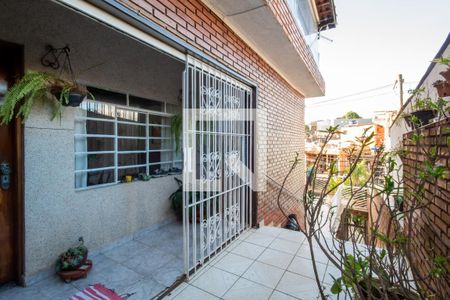 Casa à venda com 206m², 3 quartos e 2 vagas Casa à venda com 206m², 3 quartos e 2 vagasEntrada