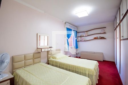 Casa à venda com 206m², 3 quartos e 2 vagas Casa à venda com 206m², 3 quartos e 2 vagasQuarto 2