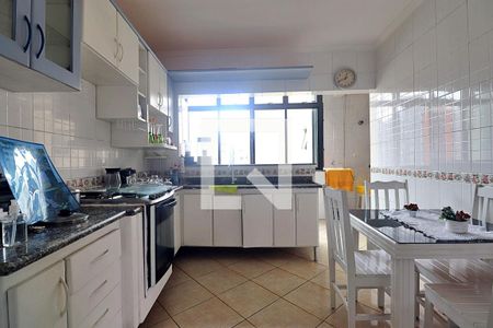 Apartamento para alugar com 103m², 3 quartos e 3 vagasCozinha