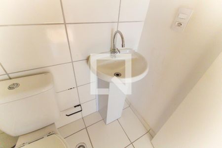 Banheiro de apartamento para alugar com 2 quartos, 45m² em Jardim Nossa Senhora do Carmo, São Paulo