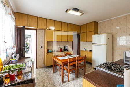 Casa à venda com 280m², 5 quartos e 1 vagaCasa 1 - cozinha