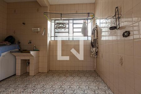 Casa à venda com 280m², 5 quartos e 1 vagaCasa 1 - area de serviço