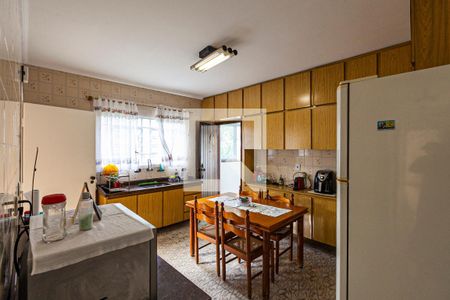 Casa à venda com 280m², 5 quartos e 1 vagaCasa 1 - cozinha