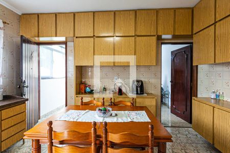 Casa à venda com 280m², 5 quartos e 1 vagaCasa 1 - cozinha