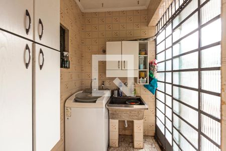 Casa à venda com 280m², 5 quartos e 1 vagaCasa 2 - area de serviço