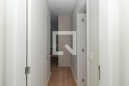 Corredor de apartamento à venda com 2 quartos, 55m² em Vila Anastácio, São Paulo