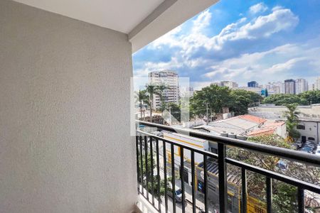 Sacada de apartamento à venda com 1 quarto, 31m² em Indianópolis, São Paulo