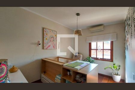 Casa à venda com 353m², 5 quartos e 4 vagasQuarto 2 - Suite 