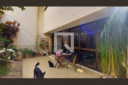 Casa à venda com 353m², 5 quartos e 4 vagasHall de Lazer 