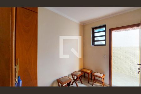 Casa à venda com 353m², 5 quartos e 4 vagasQuarto de Serviço - Suite 