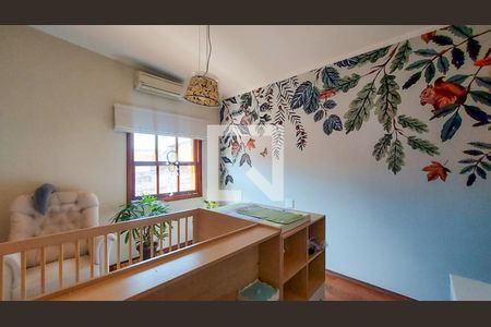 Casa à venda com 353m², 5 quartos e 4 vagasQuarto 2 - Suite 