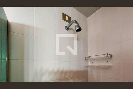 Casa à venda com 353m², 5 quartos e 4 vagasBanheiro 