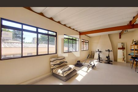 Casa à venda com 353m², 5 quartos e 4 vagasAcademia 