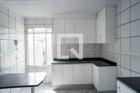 Casa para alugar com 60m², 2 quartos e 1 vagaCozinha