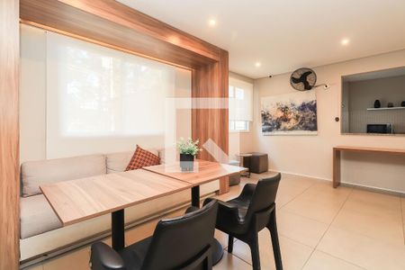 Apartamento para alugar com 38m², 2 quartos e sem vagaÁrea comum - Salão de festas