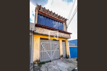 Casa para alugar com 120m², 2 quartos e 1 vagaFachada