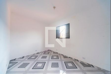 Quarto 1 de casa para alugar com 2 quartos, 120m² em Jardim do Estádio, Santo André