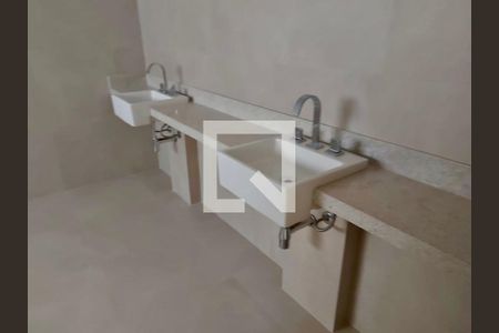 Apartamento à venda com 330m², 4 quartos e 4 vagas