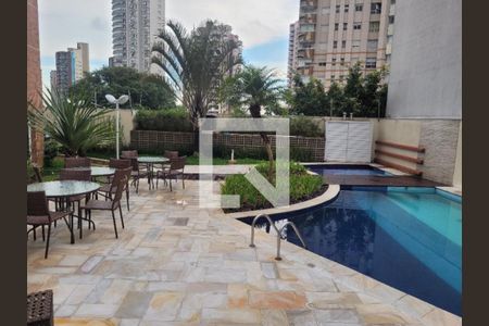 Apartamento à venda com 244m², 4 quartos e 5 vagas