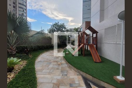 Apartamento à venda com 244m², 4 quartos e 5 vagas
