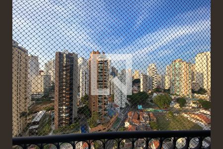 Vista Sacada  de apartamento para alugar com 3 quartos, 140m² em Santana, São Paulo