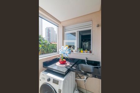 Apartamento à venda com 43m², 2 quartos e 1 vagaÁrea de Serviço Varanda