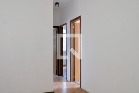 Corredor de apartamento à venda com 3 quartos, 80m² em Anchieta, Belo Horizonte