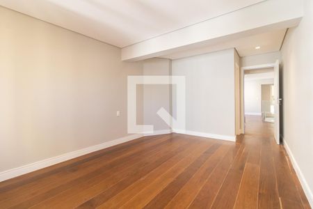 Apartamento à venda com 220m², 4 quartos e 3 vagas Apartamento à venda com 220m², 4 quartos e 3 vagasSuíte 1