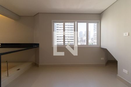 Apartamento à venda com 220m², 4 quartos e 3 vagas Apartamento à venda com 220m², 4 quartos e 3 vagasCozinha