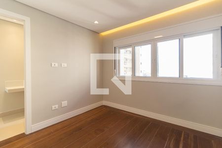 Apartamento à venda com 220m², 4 quartos e 3 vagas Apartamento à venda com 220m², 4 quartos e 3 vagasSuíte 2