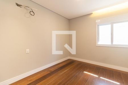 Apartamento à venda com 220m², 4 quartos e 3 vagas Apartamento à venda com 220m², 4 quartos e 3 vagasQuarto 4